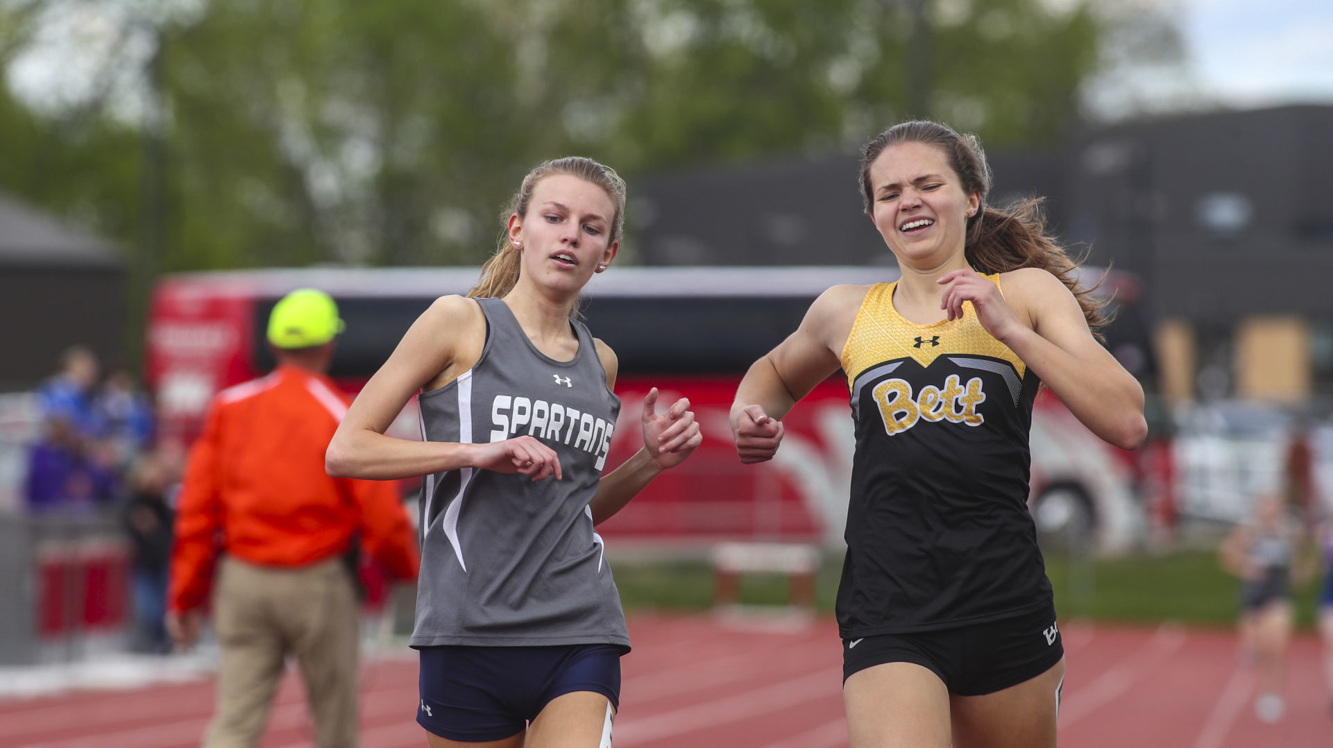 051019-qct-spt-4A-district-track-058
